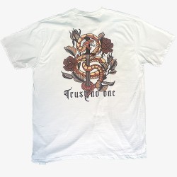 Pre-order Camiseta Trust No One