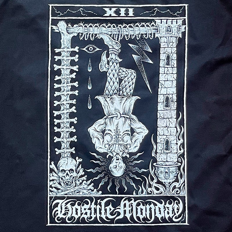 Pre-order Camiseta XII - El colgado